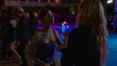 Emily_in_Paris_S02E02_Do_You_Know_the_Way_to_St_Tropez_1080p_NF_WEB-DL_DDP5_1_x264-TEPES_0983.jpg