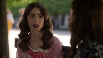 Emily_in_Paris_S02E10_1080p_WEBRip_x265-RARBG_1974.jpg