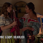 Emily_in_Paris_S02E08_Champagne_Problems_1080p_NF_WEB-DL_DDP5_1_x264-TEPES_0132.jpg