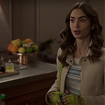 Emily_in_Paris_S02E08_Champagne_Problems_1080p_NF_WEB-DL_DDP5_1_x264-TEPES_0199.jpg