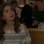 Emily_in_Paris_S02E08_Champagne_Problems_1080p_NF_WEB-DL_DDP5_1_x264-TEPES_0353.jpg