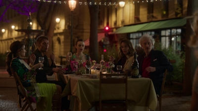Emily_in_Paris_S02E03_1080p_WEBRip_x265-RARBG_1430.jpg