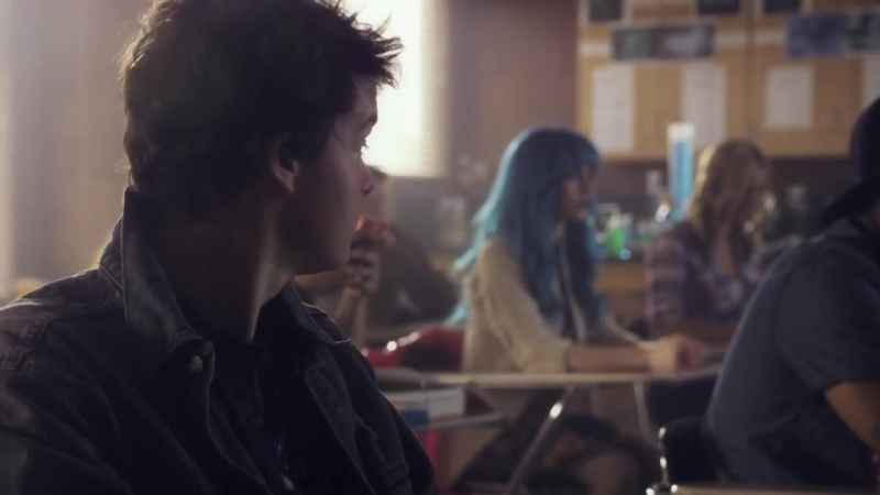 M83_Claudia_Lewis_Official_Video_000096.jpg
