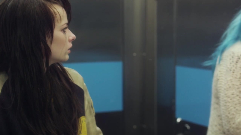 M83_Claudia_Lewis_Official_Video_000185.jpg