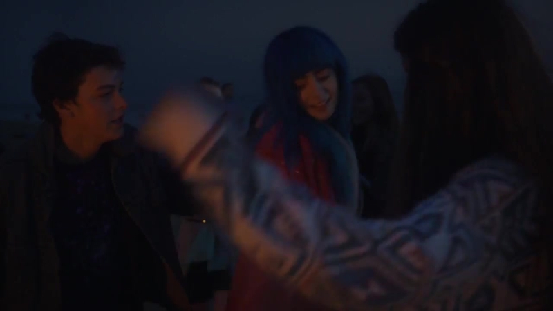 M83_Claudia_Lewis_Official_Video_000272.jpg