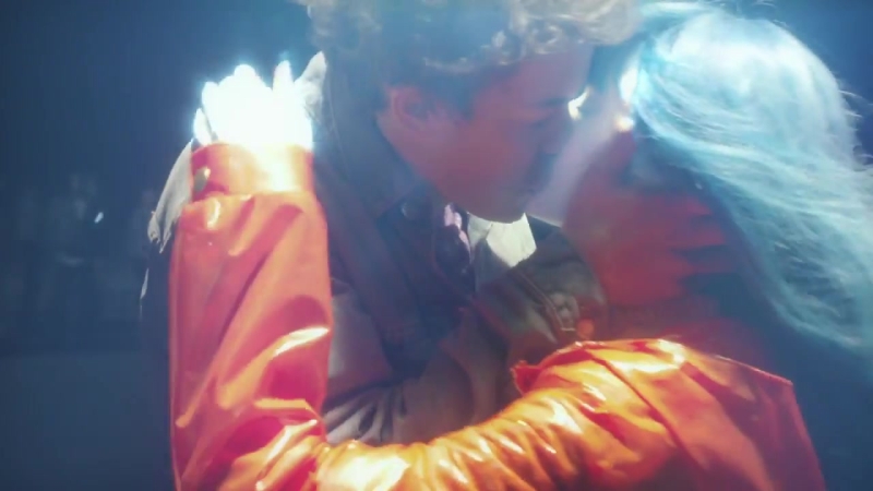 M83_Claudia_Lewis_Official_Video_000451.jpg