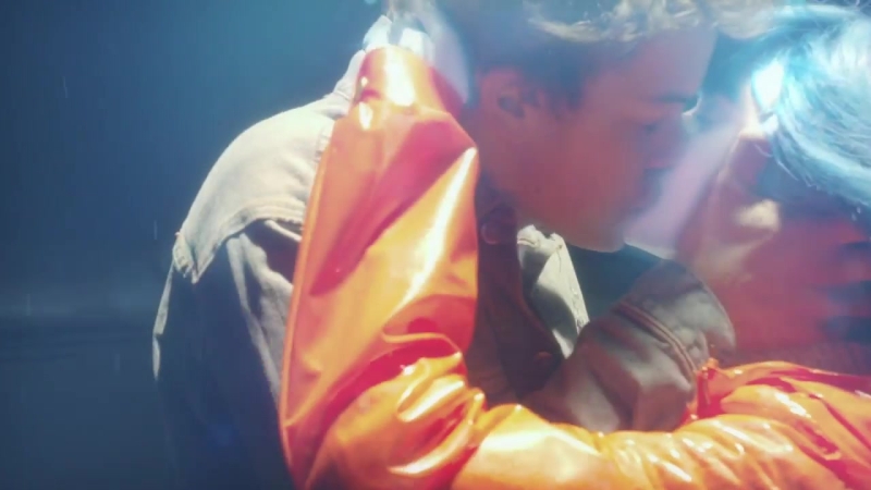 M83_Claudia_Lewis_Official_Video_000452.jpg