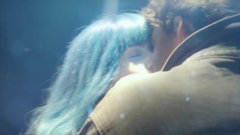 M83_Claudia_Lewis_Official_Video_000458.jpg