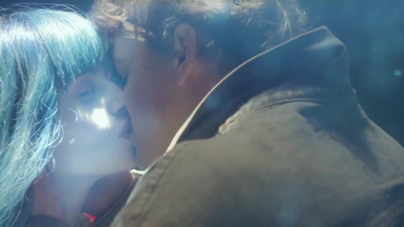 M83_Claudia_Lewis_Official_Video_000460.jpg