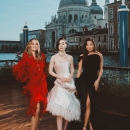 Emily_in_Paris_S5_Venice_CastInVeniceElevatedPhotocall_007.jpg